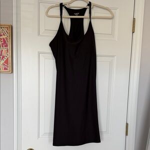 Old Navy Sleeves PowerSoft2 in 1 Performance Mini Skort Dress